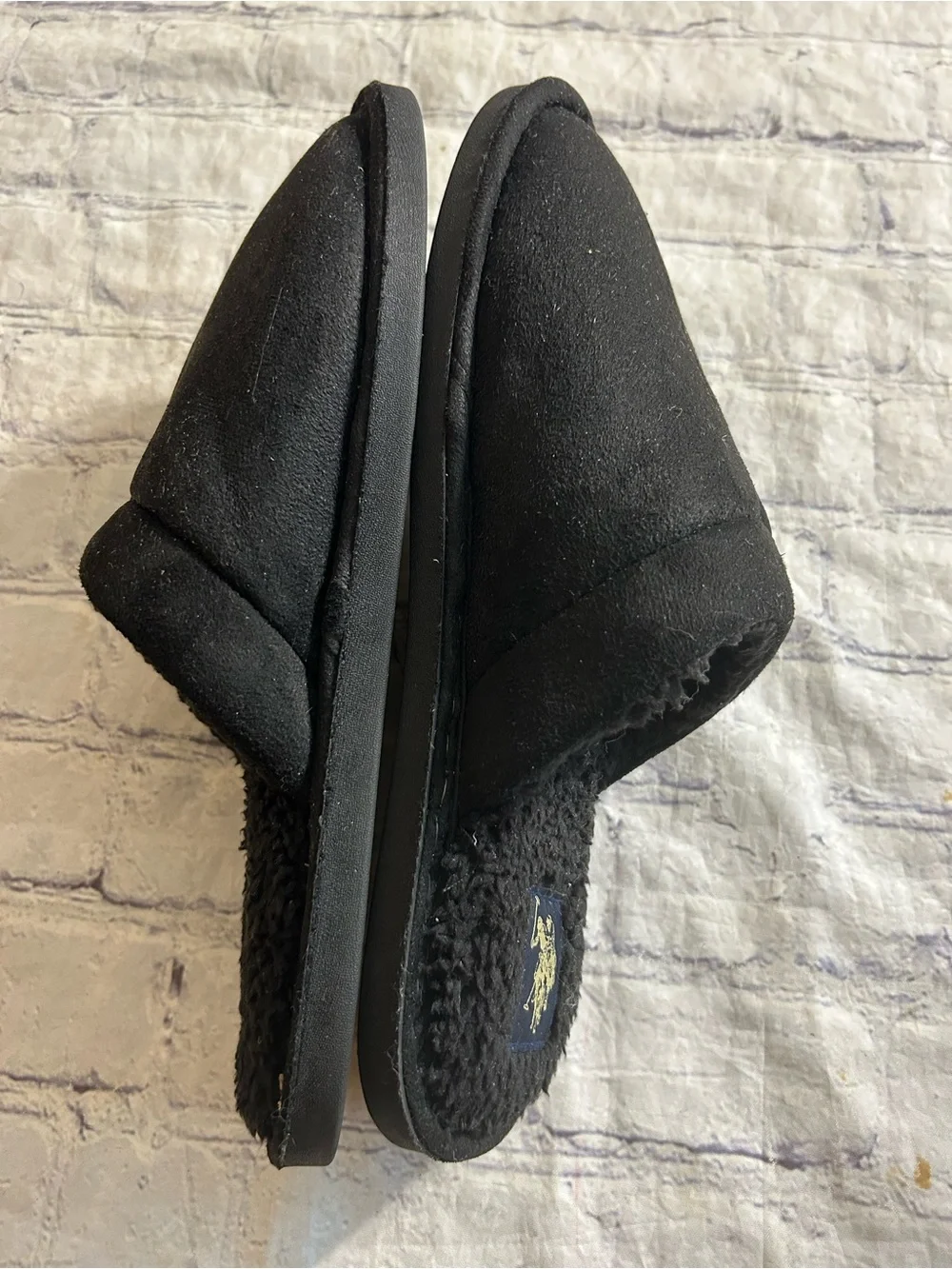 U.S.POLO ASSN. MENS BLACK SCUFF FUZZY FAUX SHEARLING LINING SLIPPERS LOGO 9/10
